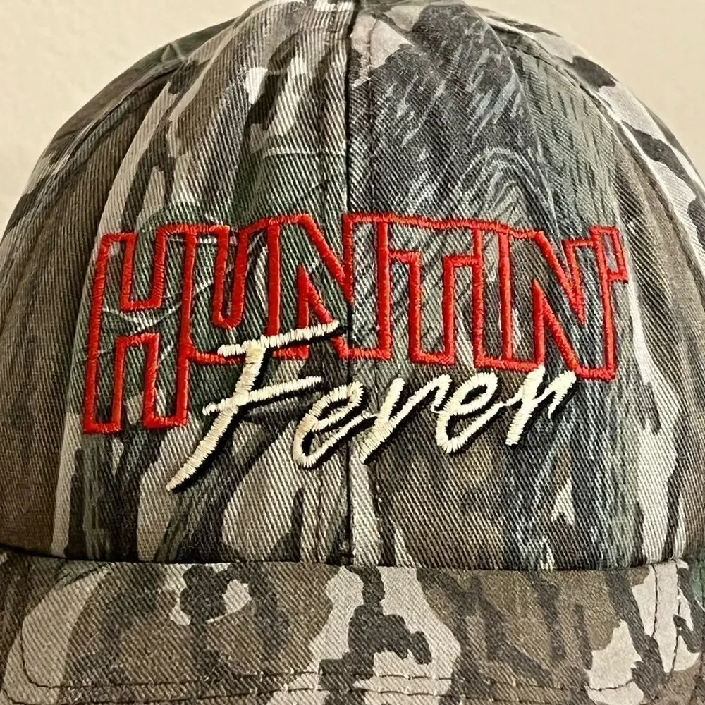MADE IN USA Huntin Fever hat, cap, excellent quality ,SnapBack